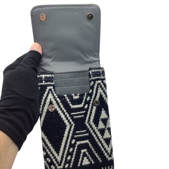 Thirty-one Rio Weave Geometric Print Crossbody Purse Adjustable Strap NEW 8x4x1" - Picture 6 of 9